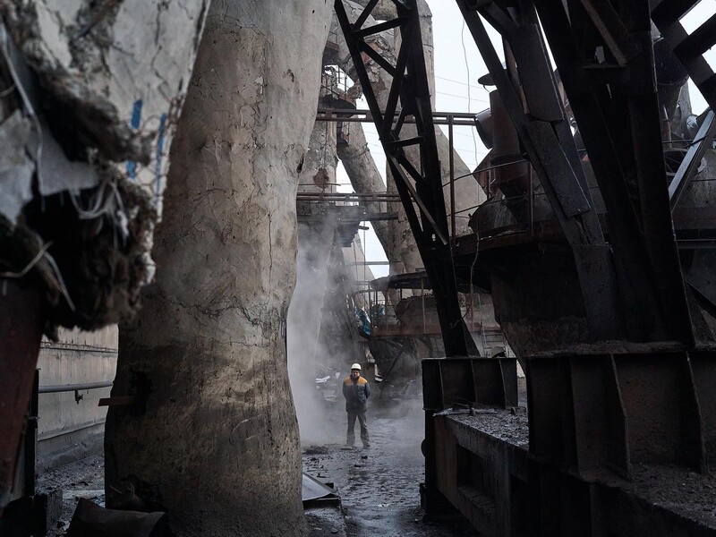 "Значительные повреждения". РФ ударила по Харькову пятью ракетами