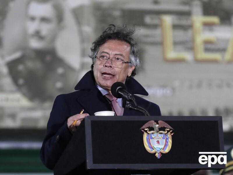 Трампу нравится идея военной операции США в Колумбии. Ее президент заявил, что "возьмет в руки оружие"