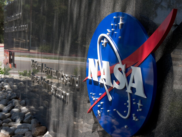 В США закрыли крупнейшую исследовательскую библиотеку NASA. Часть ее собрания планируют выбросить