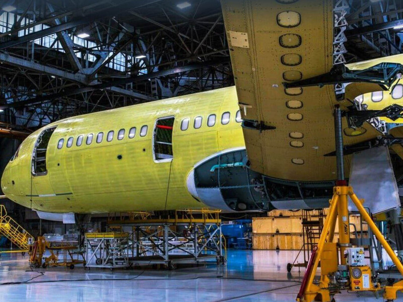 Серійний випуск російських літаків МС-21 знову відкладають. У ЦПД пояснили, чому авіація РФ деградує