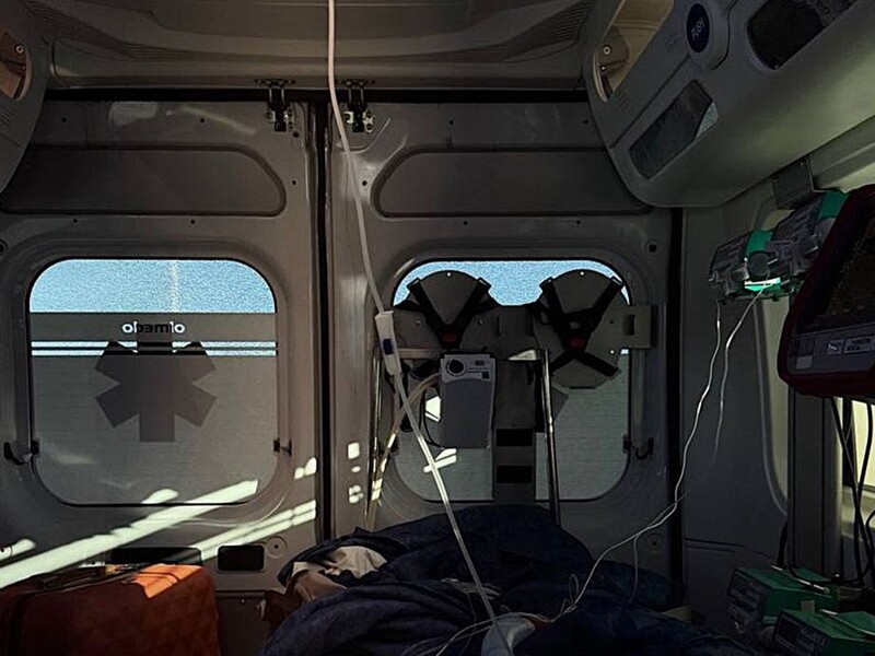 "Одна з найшвидших евакуацій". Дівчину, яка впала в яму з окропом і дістала 75% опіків, доправили в Німеччину