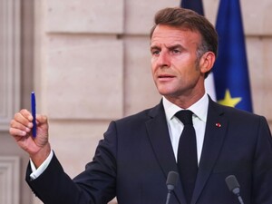 Макрон не исключает, что контакт с Путиным состоится в ближайшее время