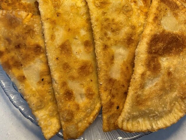 Как максимально просто приготовить тесто для чебуреков. Рецепт