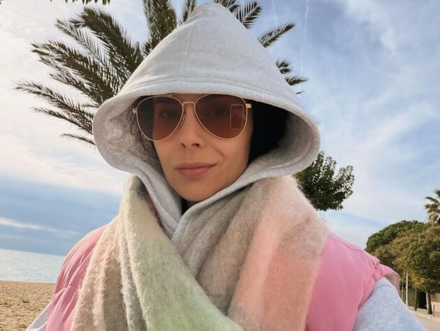 Каменских, которая голодала за границей, сделала заявление о проблемах со здоровьем