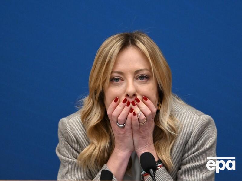 Мелони считает, что "настало время поговорить" с РФ о войне. Ранее разговор с Путиным допускал Макрон