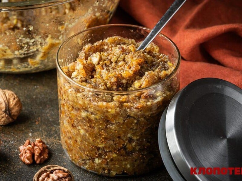 Змішайте це з медом – і вийде корисна для здоров'я суміш. Рецепт легендарної пасти Амосова