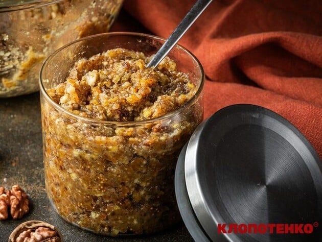 Змішайте це з медом – і вийде корисна для здоров'я суміш. Рецепт легендарної пасти Амосова