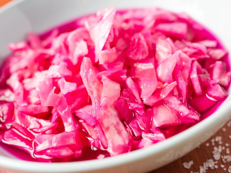 Просто залийте капусту цим маринадом – і дуже хрумка, смачна закуска готова. Швидкий рецепт