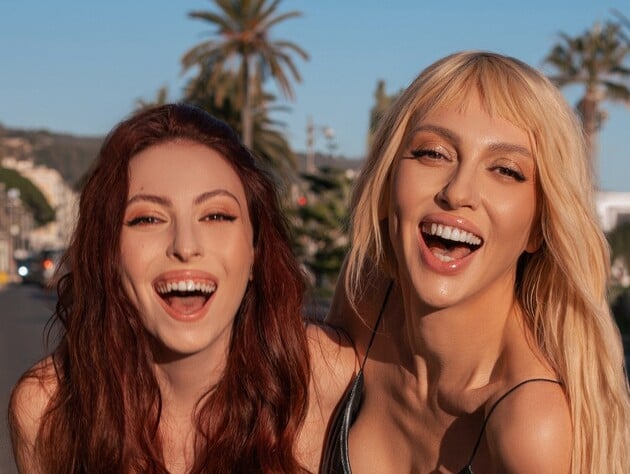 Полякова разразилась хохотом, когда ее зять и дочь начали целоваться. Видео