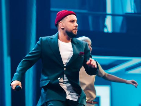 Monatik удруге став батьком