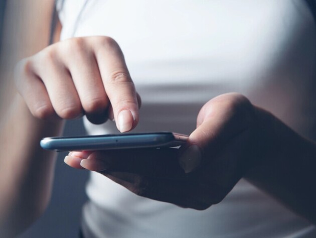 У Росії посилили контроль над інтернетом, повідомлення користувачів зберігатимуть роками – ЦПД