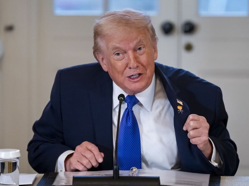 США рассматривают "очень жесткие варианты" в отношении Ирана – Трамп