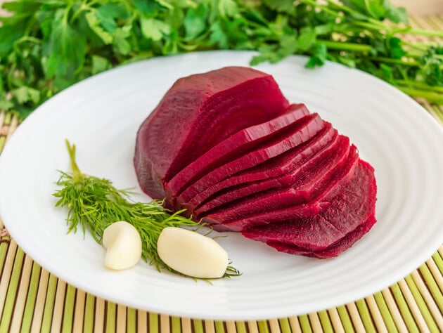 Варто включити в раціон взимку. Названо продукт, який протистоїть охолодженню організму