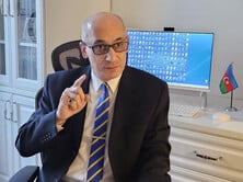 Мир окончательно переходит от силы права к праву силы – и это конец правил