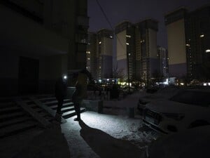 Россия снова атаковала ТЭС. В Киеве может не быть света до конца суток