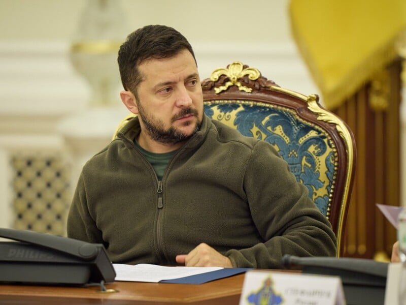 Зеленский провел заседание ставки. Умеров рассказал о важном решении по БПЛА