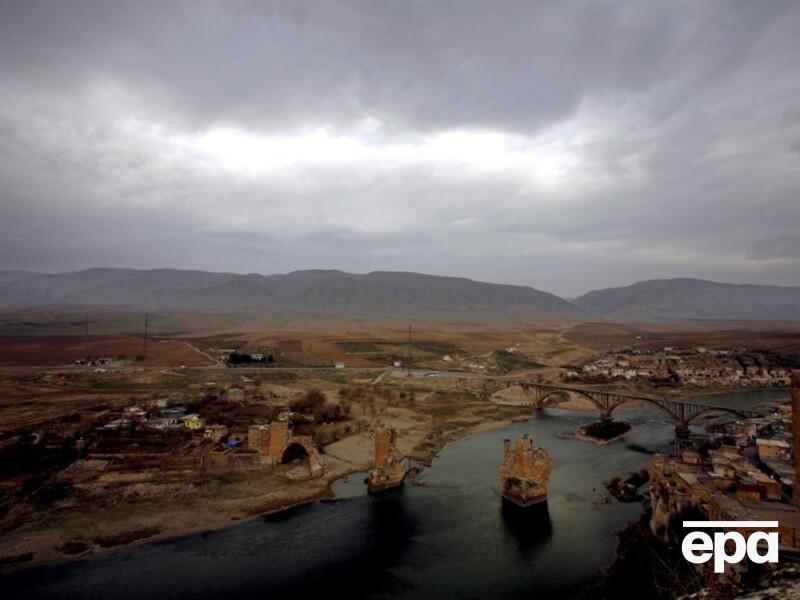 У Туреччині виявили унікальну середньовічну каблучку лучника зі слонової кістки, якій може бути 800 років. Фото