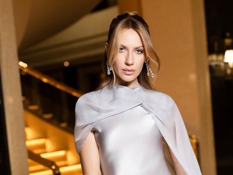 Никитюк потроллила девушек, отдыхающих в Буковеле. Она разместила забавное видео