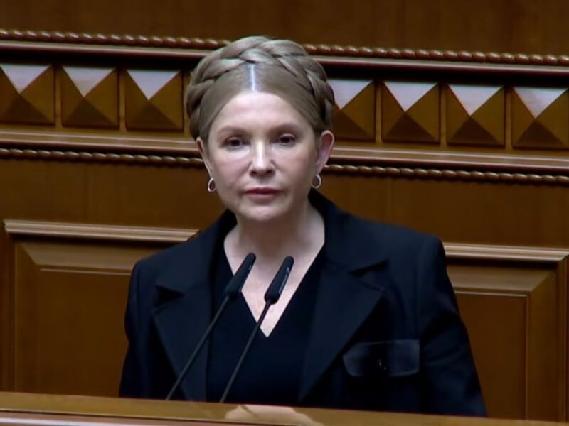 "Лезли через забор, но с решением суда". Тимошенко в Раде возмутилась по поводу обысков в ее офисе