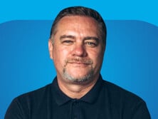 Посмотрел тендеры фирмы, в которой забронировался 