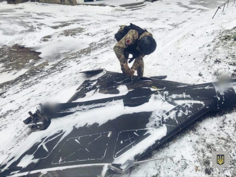 "Скоро начнет взрываться". Shahed, атакующие железную дорогу Ковель – Киев, сбрасывают в снег мины – эксперт