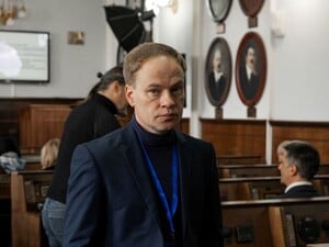 Сын нардепа Юрчишина приготовил вафли по рецепту Клопотенко. Фото