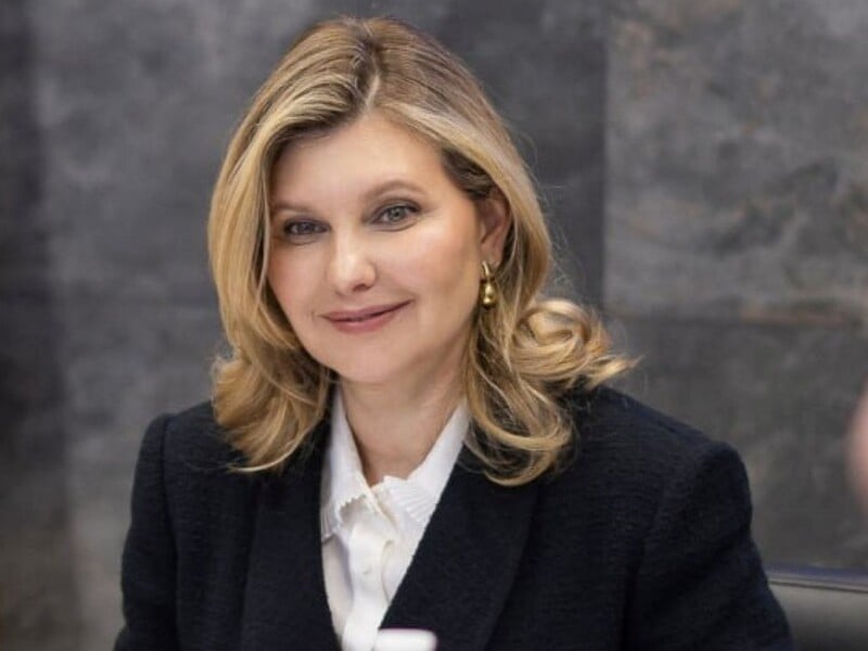 Вместо красного – привычный нюд. Первая леди Украины 