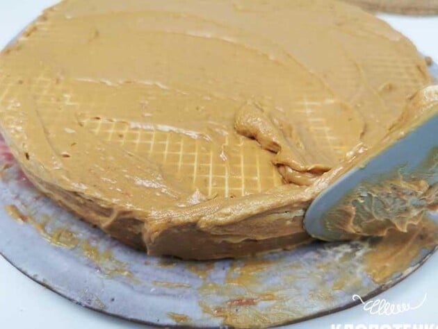 Рецепт изумительного вафельного торта, который готовится без света и газа