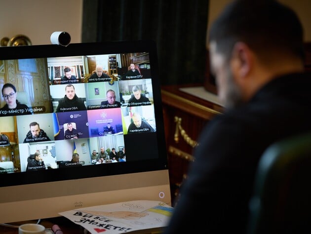 Зеленський провів 