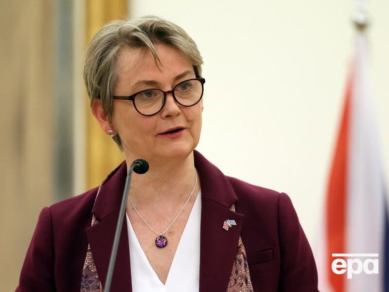 Великобритания выступила против диалога с Путиным, который допустили Италия и Франция