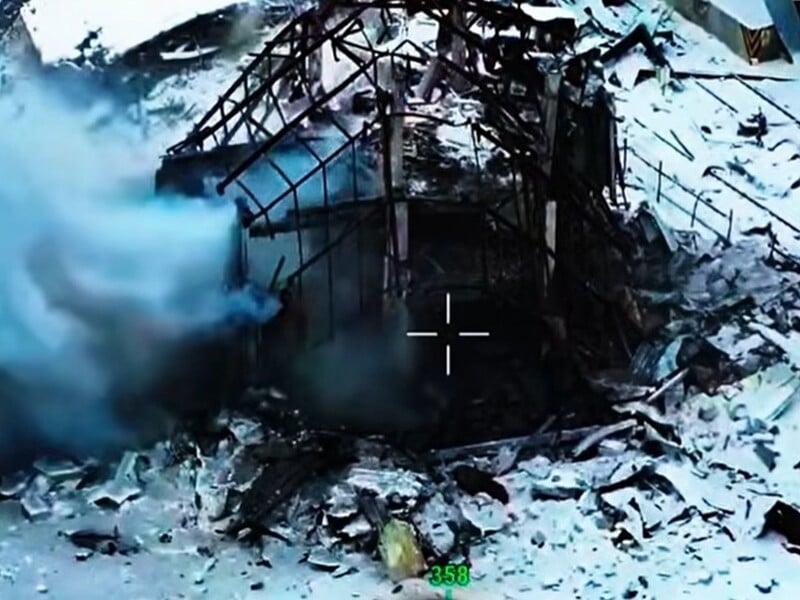 "Унікальна операція". Українські нацгвардійці занесли вибухівку просто в підвал до ворога. Відео