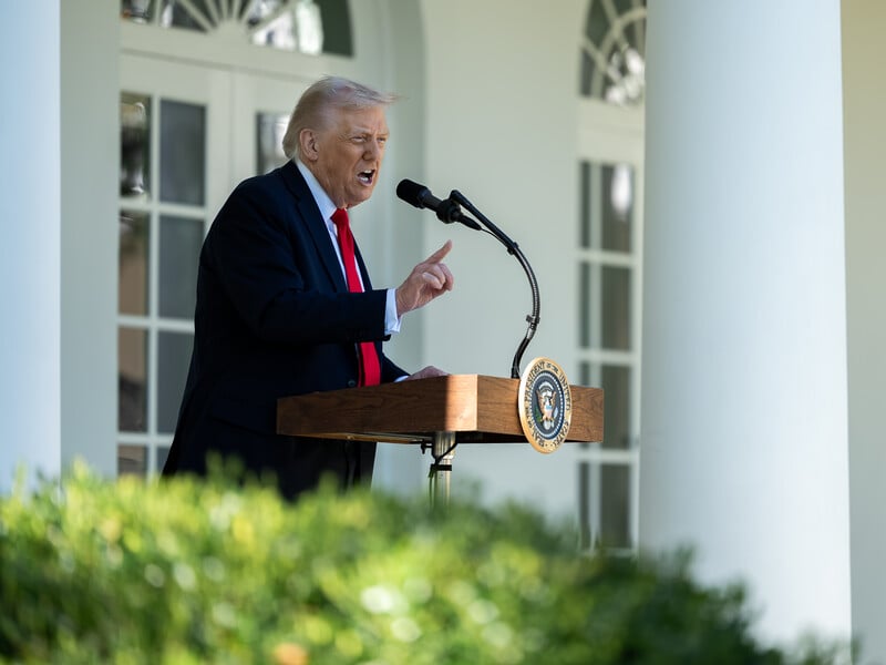 "Я сам себя убедил". Трамп отрицает, что арабские страны и Израиль убедили его отказаться от удара по Ирану