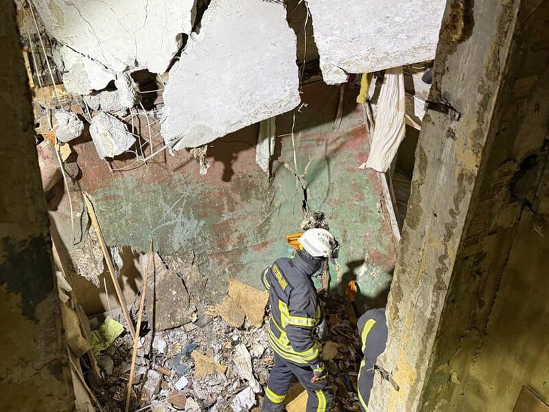 У багатоповерхівці Харкова стався вибух. Є загиблі 