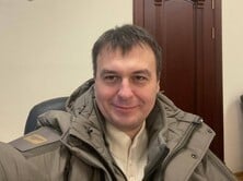 Должны вычистить всех представителей этой сети с любых должностей и кресел