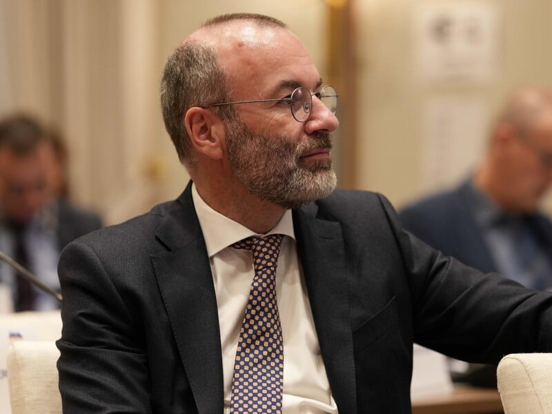 Голова найбільшої фракції Європарламенту пригрозив блокуванням торговельної угоди зі США через погрози Трампа