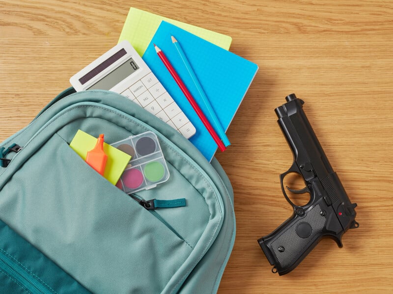 У США 11-річного підлітка звинуватили в убивстві батька після того, як той забрав у нього ігрову консоль