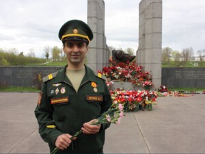 Естонія вислала росіянина, який прославляв армію РФ