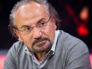 Чого чекати від Трампа, компромат на Путіна, таємниця Жириновського, три сценарії для Чечні. Інтерв'ю Бацман із Шустером. Відео