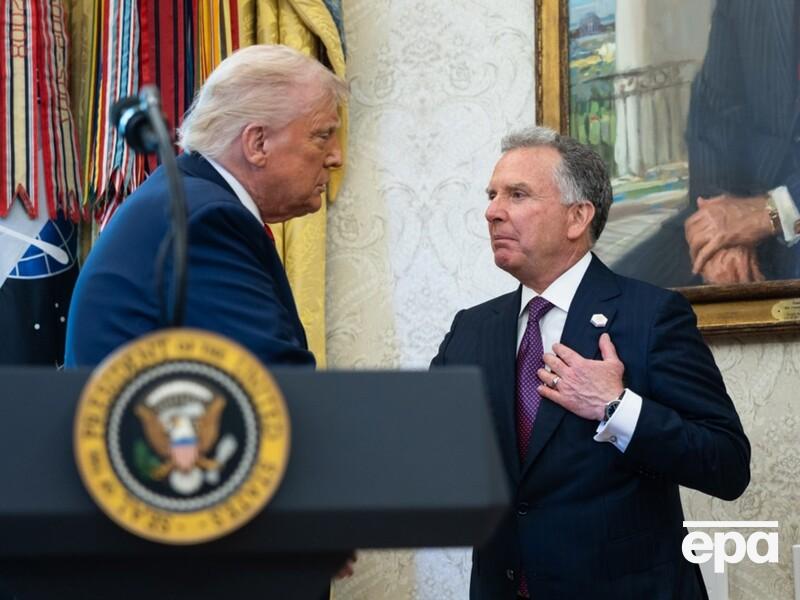 "Палец еще рядом с кнопкой". Axios описало, кто и что удержало Трампа от удара по Ирану