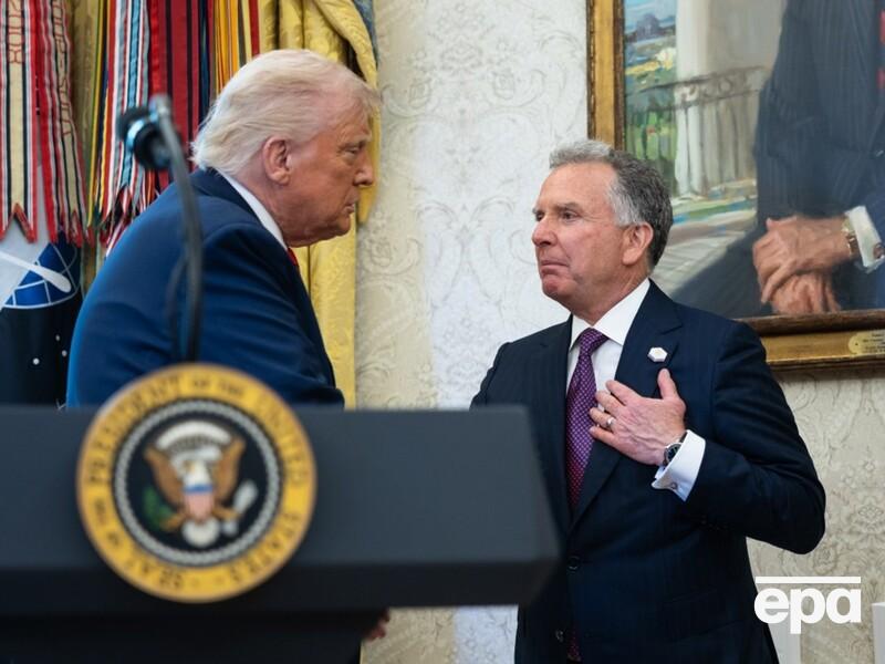 "Палець іще поруч із кнопкою". Axios описало, хто і що втримало Трампа від удару по Ірану