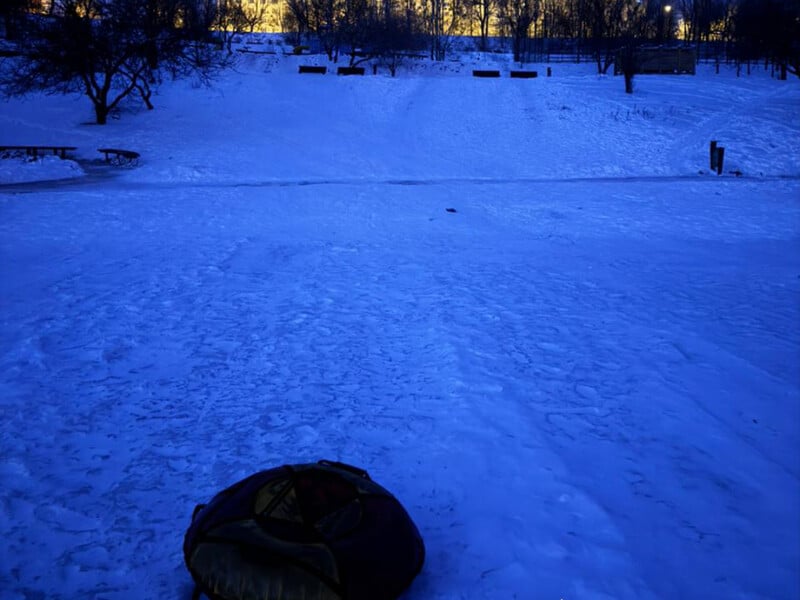 У Харкові 70-річна жінка загинула під час катання з гірки – поліція