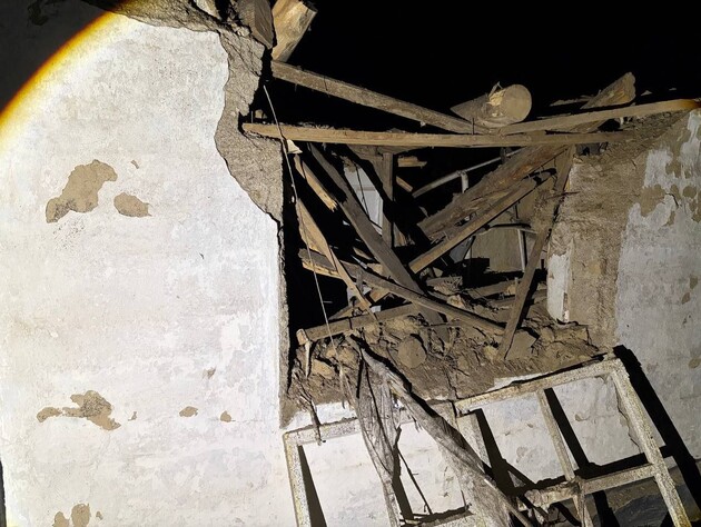 РФ атакувала Дніпро балістикою і дронами. Є постраждалі й руйнування 