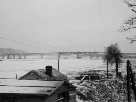 Киевлянка Хорошунова в дневнике 1943 года: В этом году Бабий Яр вместо дня работницы