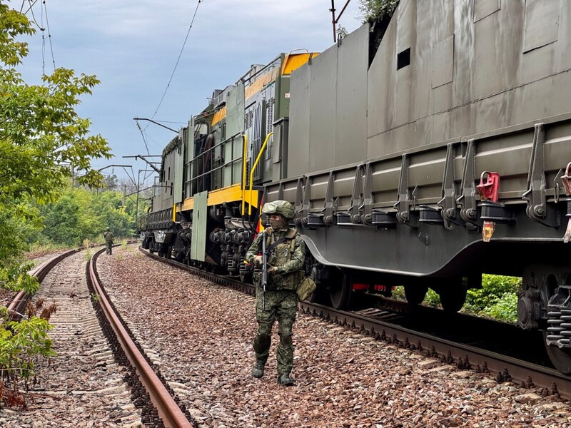 Партизани зробили "подарунок" російським інженерам, зупинивши ешелони на харківському напрямку