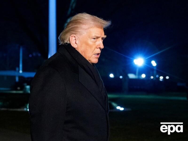 "Якщо ні, то вони дурні". Трамп висловився про мирну угоду між Зеленським і Путіним