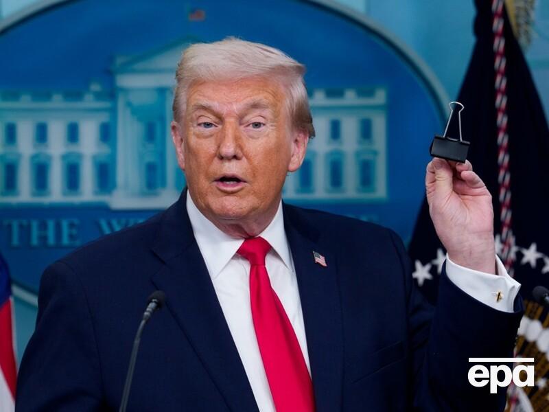 "Мы хотим кусок льда для защиты мира". Трамп пообещал не применять силу для захвата Гренландии