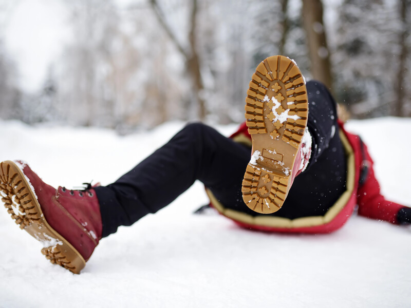 Як підкачати стегна, спалити зайві калорії і не впасти на слизькій дорозі. Поради тренерки