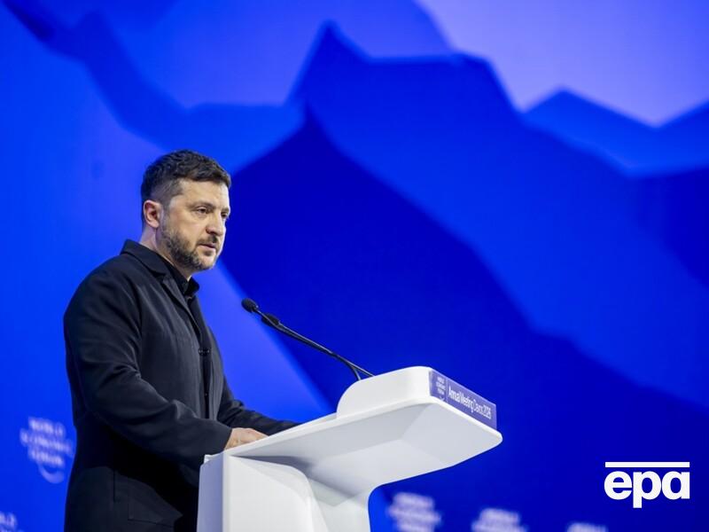 Зеленский: Каждый Виктор, пытающийся продавать интересы Европы, заслуживает подзатыльник