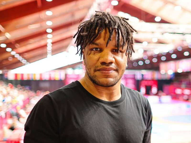 Нардеп Беленюк показав, до якої позначки опустилася температура в його квартирі під час блекауту