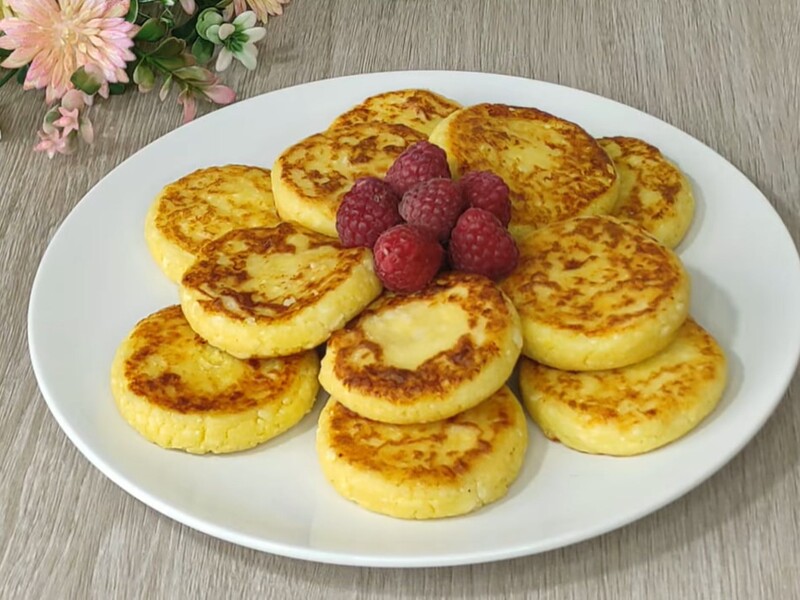 Секрет неймовірно ніжних і смачних сирників – у цьому рецепті без додавання борошна